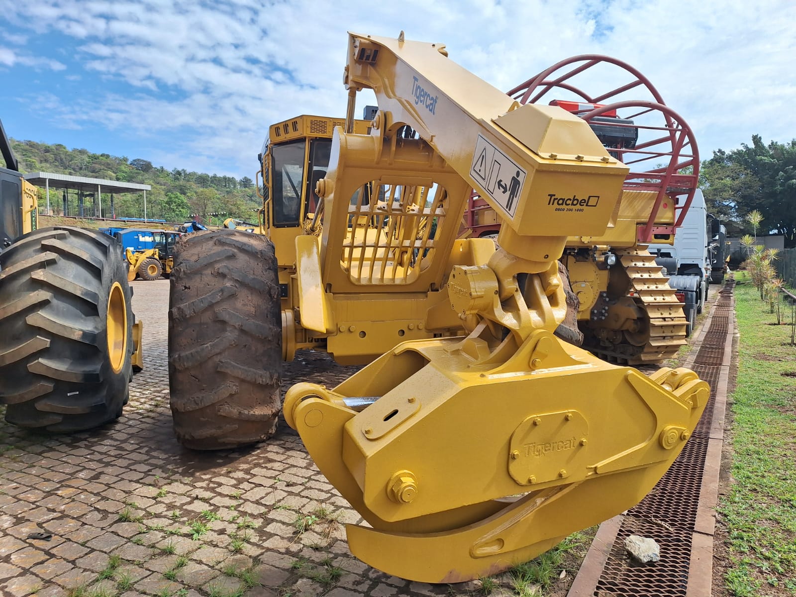Skidder TigerCat 630H — foto 1