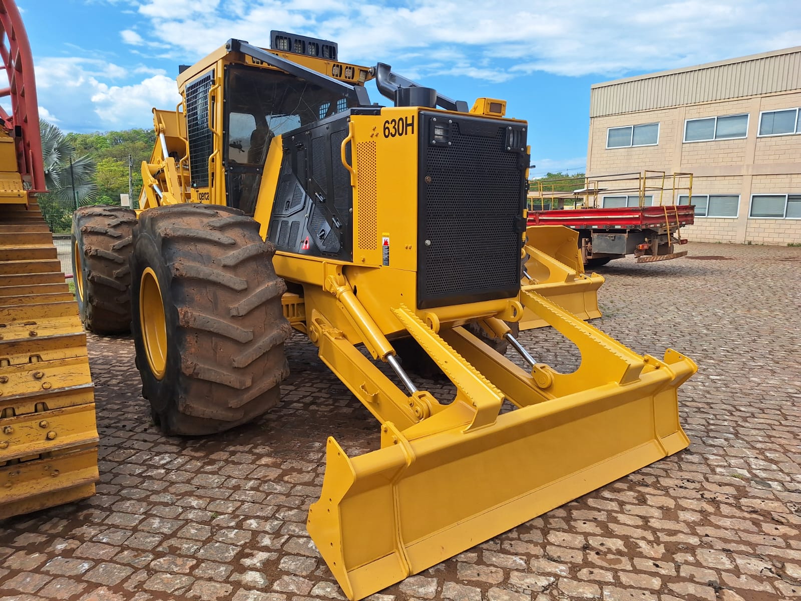 Skidder TigerCat 630H — foto 4
