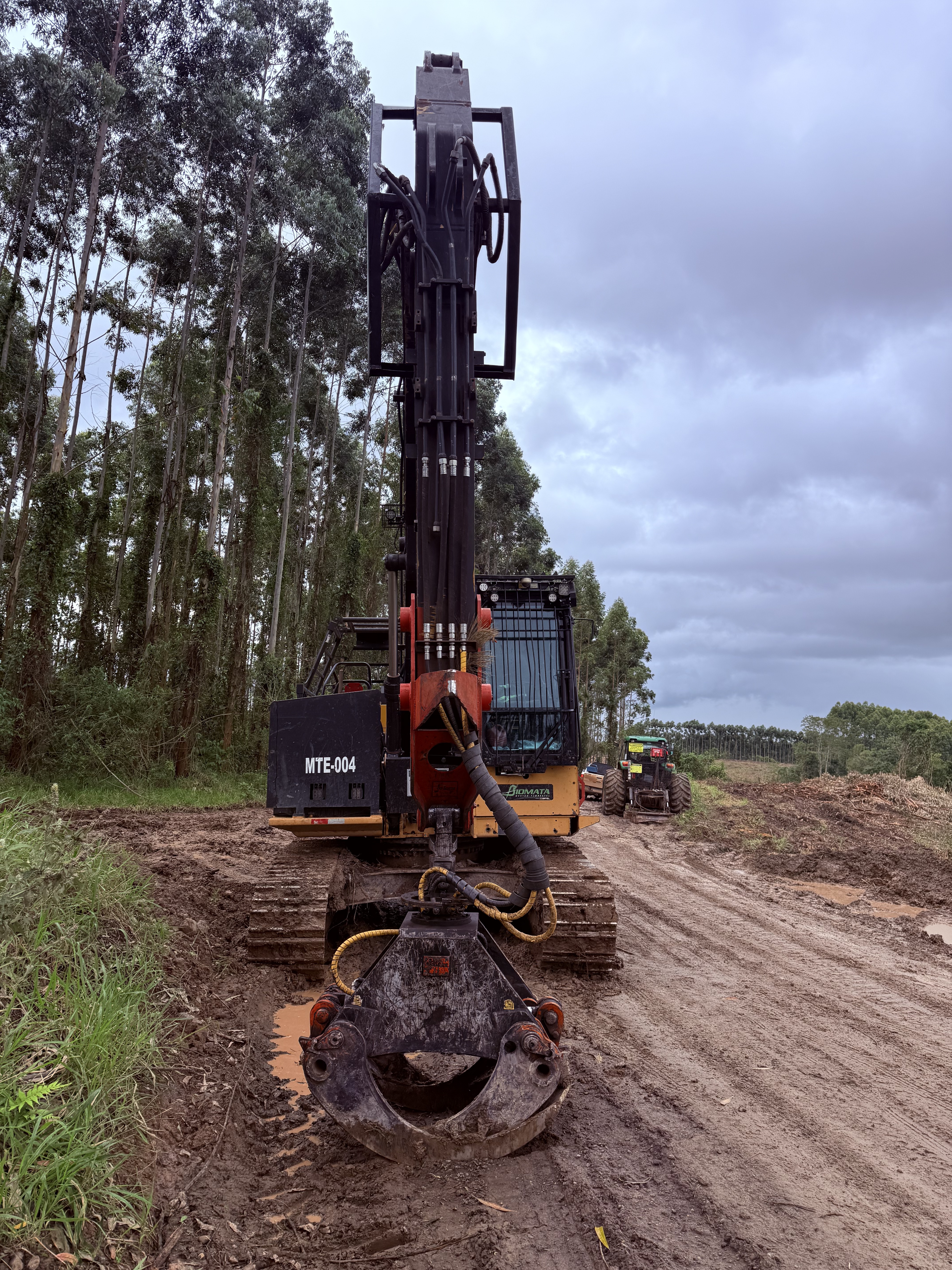 Escavadeira Hidráulica Caterplillar 320 FL — foto 8