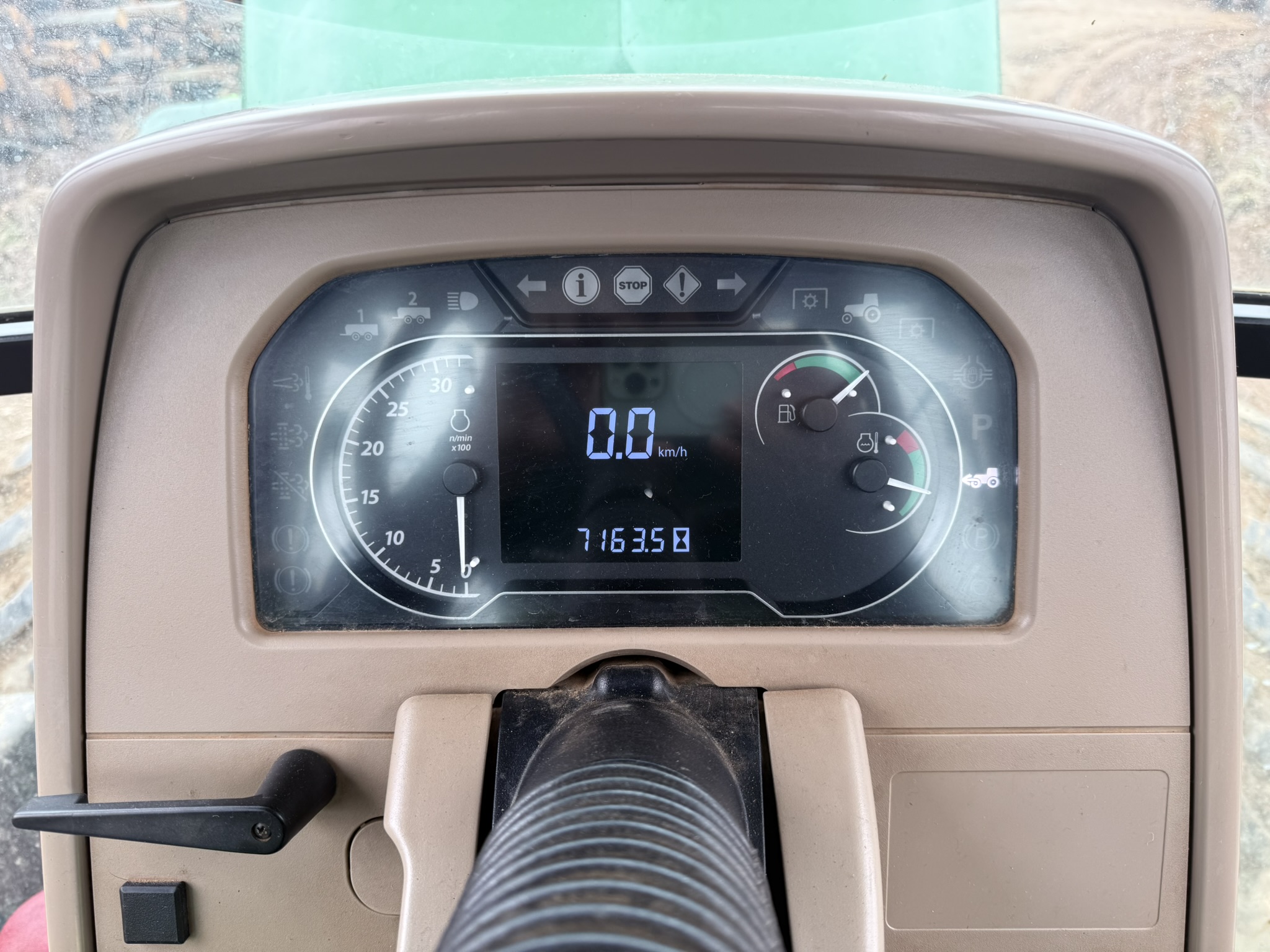 Trator de Pneus John Deere 6210J - 4x4 — foto 10