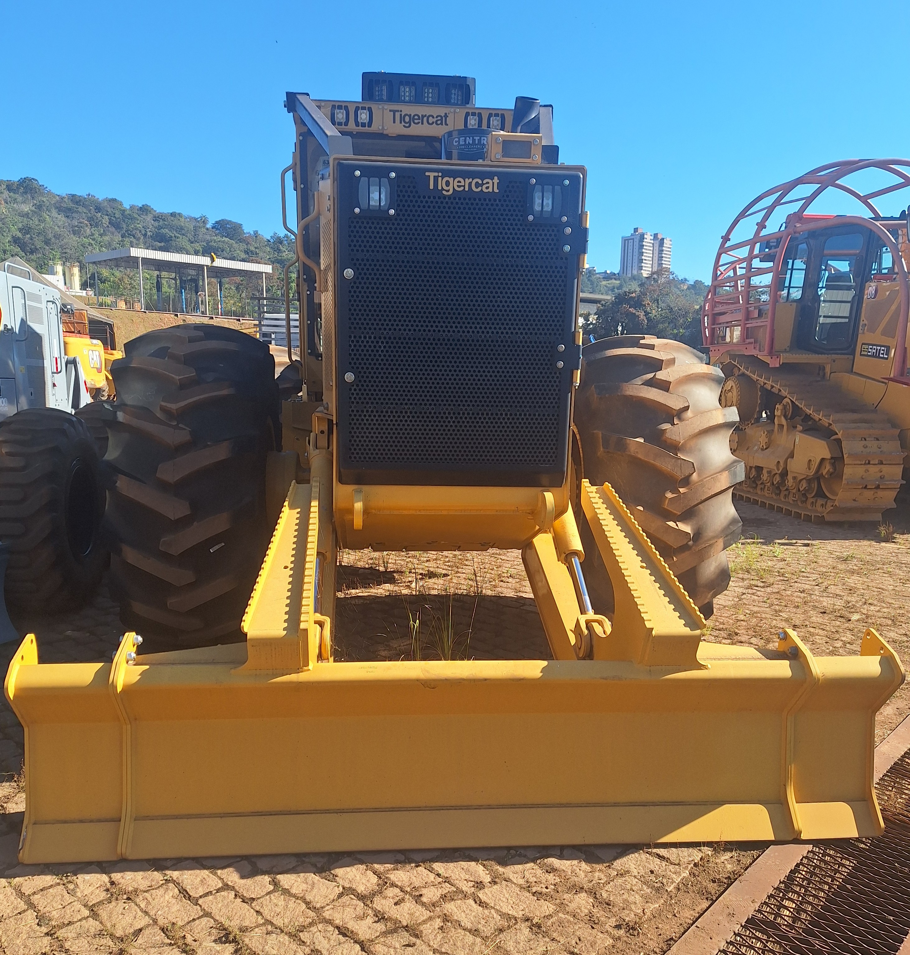 Skidder TigerCat 630H — foto 2