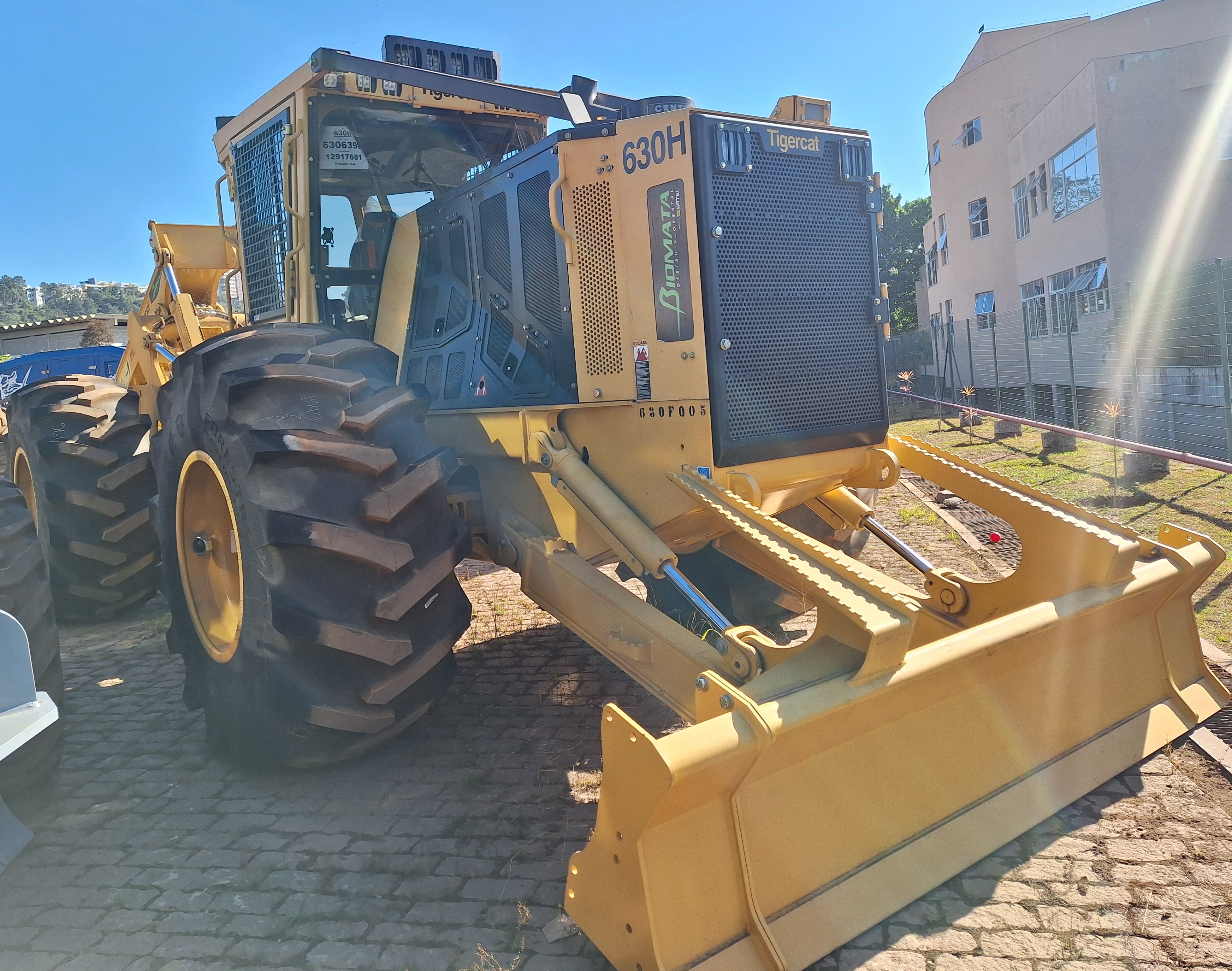 Skidder TigerCat 630H — foto 8